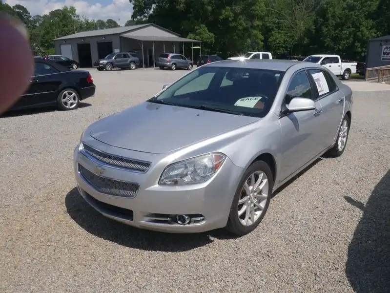 2009 Chevrolet Malibu LTZ's photo