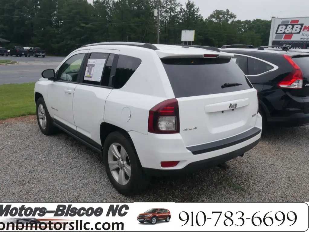 2016 Jeep Compass Sport 4X4 photo 3