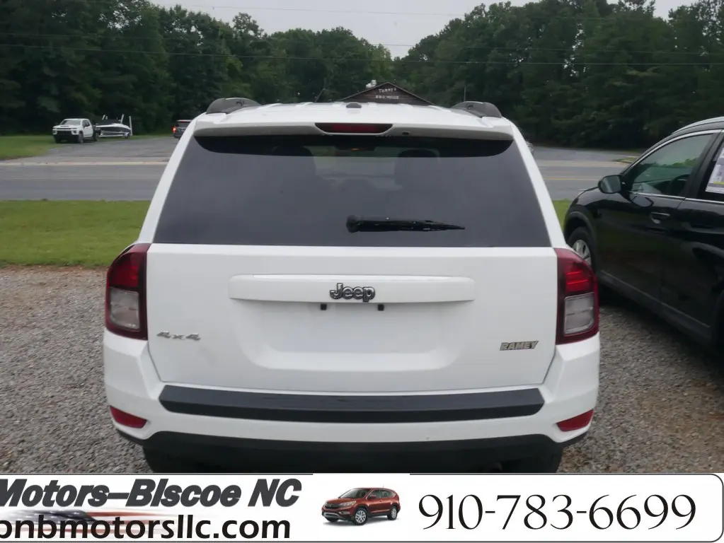 2016 Jeep Compass Sport 4X4 photo 4
