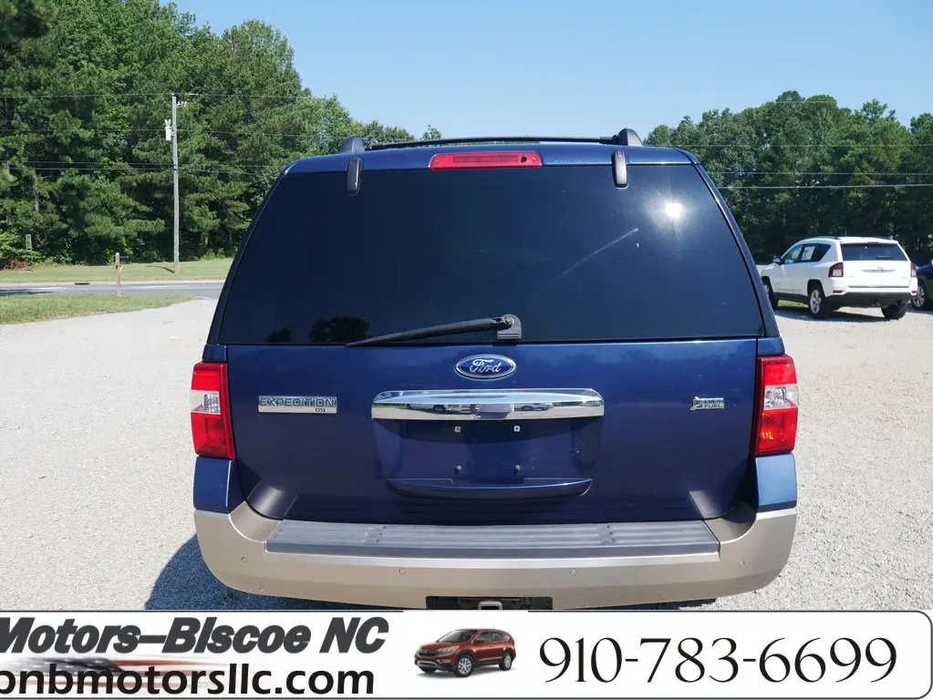 2013 Ford Expedition XLT 4WD photo 4