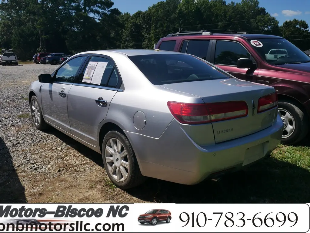 2012 Lincoln MKZ V6 photo 3