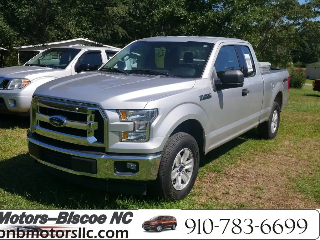 2017 Ford F-150 XLT 4WD SuperCab 6-1/2' Box's photo