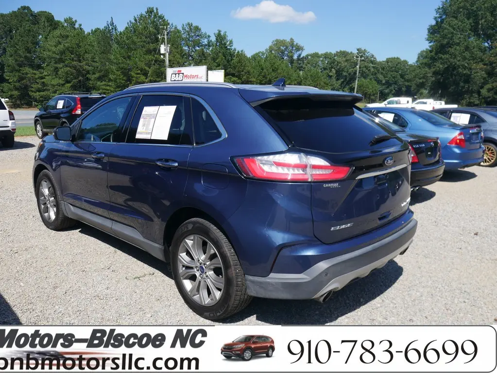 2019 Ford Edge Titanium photo 3