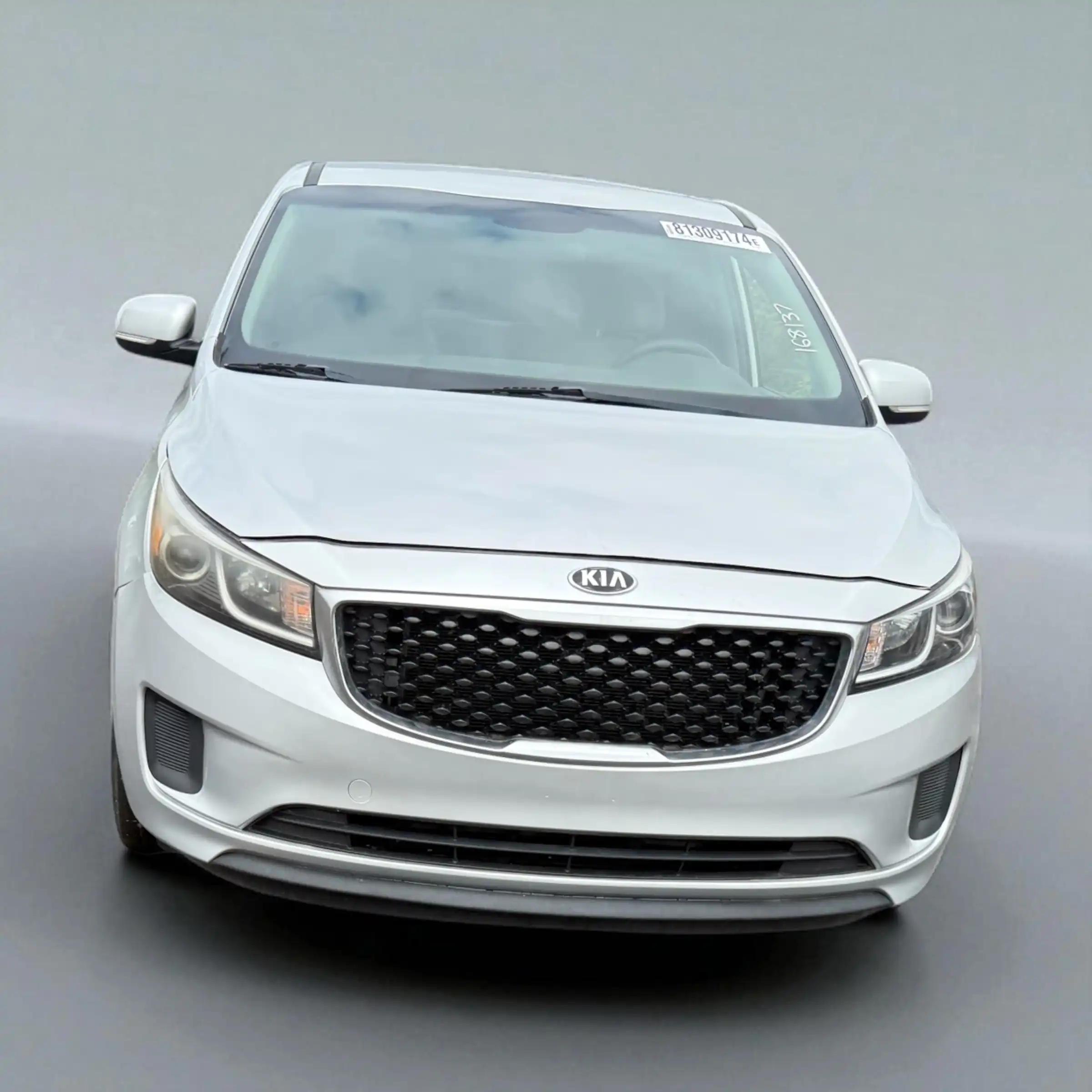 2016 Kia Sedona L's photo