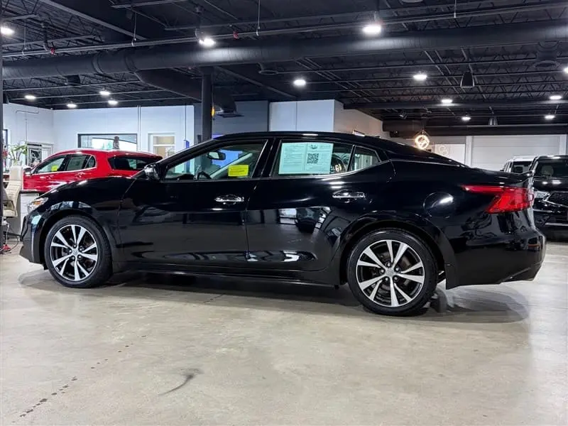 2016 Nissan Maxima Platinum photo 3