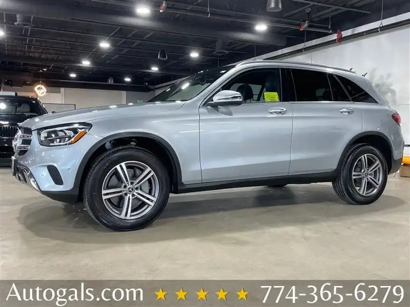 2021 Mercedes-Benz GLC GLC300 4MATIC's photo