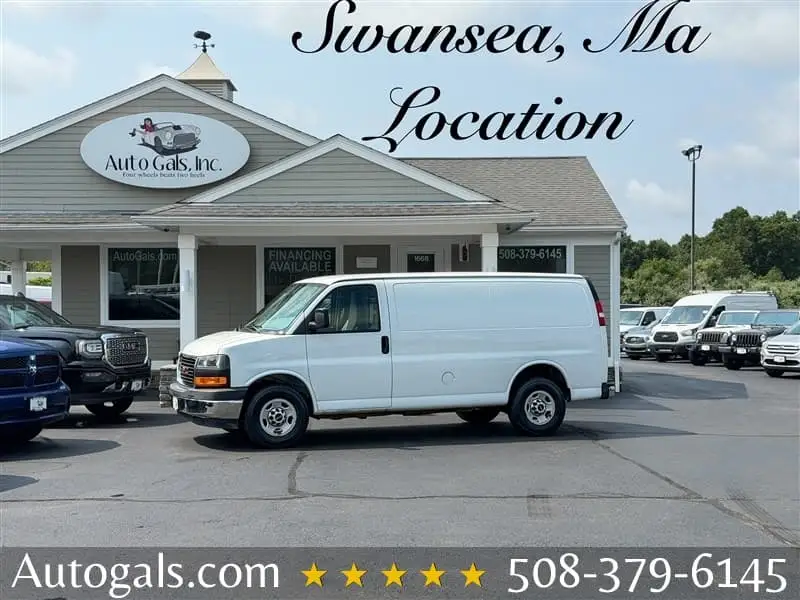2017 GMC Savana 2500 photo 1