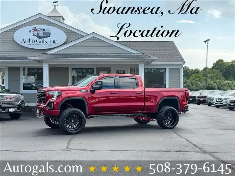 2022 GMC Sierra AT4 4WD Crew Cab Standard Box's photo
