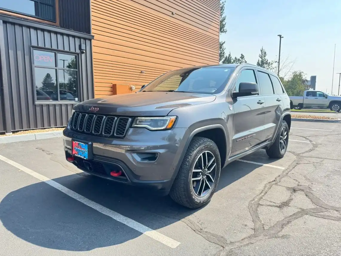 2019 Jeep Grand Cherokee Trailhawk 4WD's photo