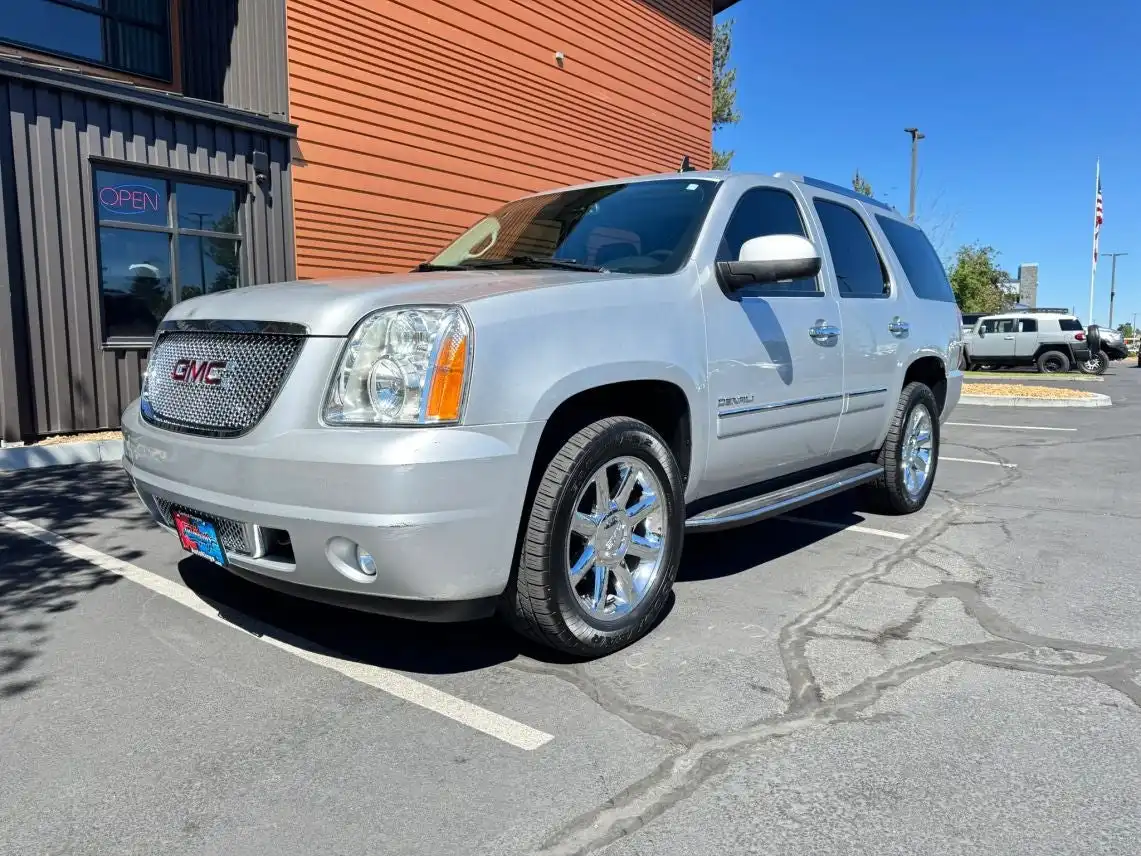 2014 GMC Yukon Denali - AWD's photo