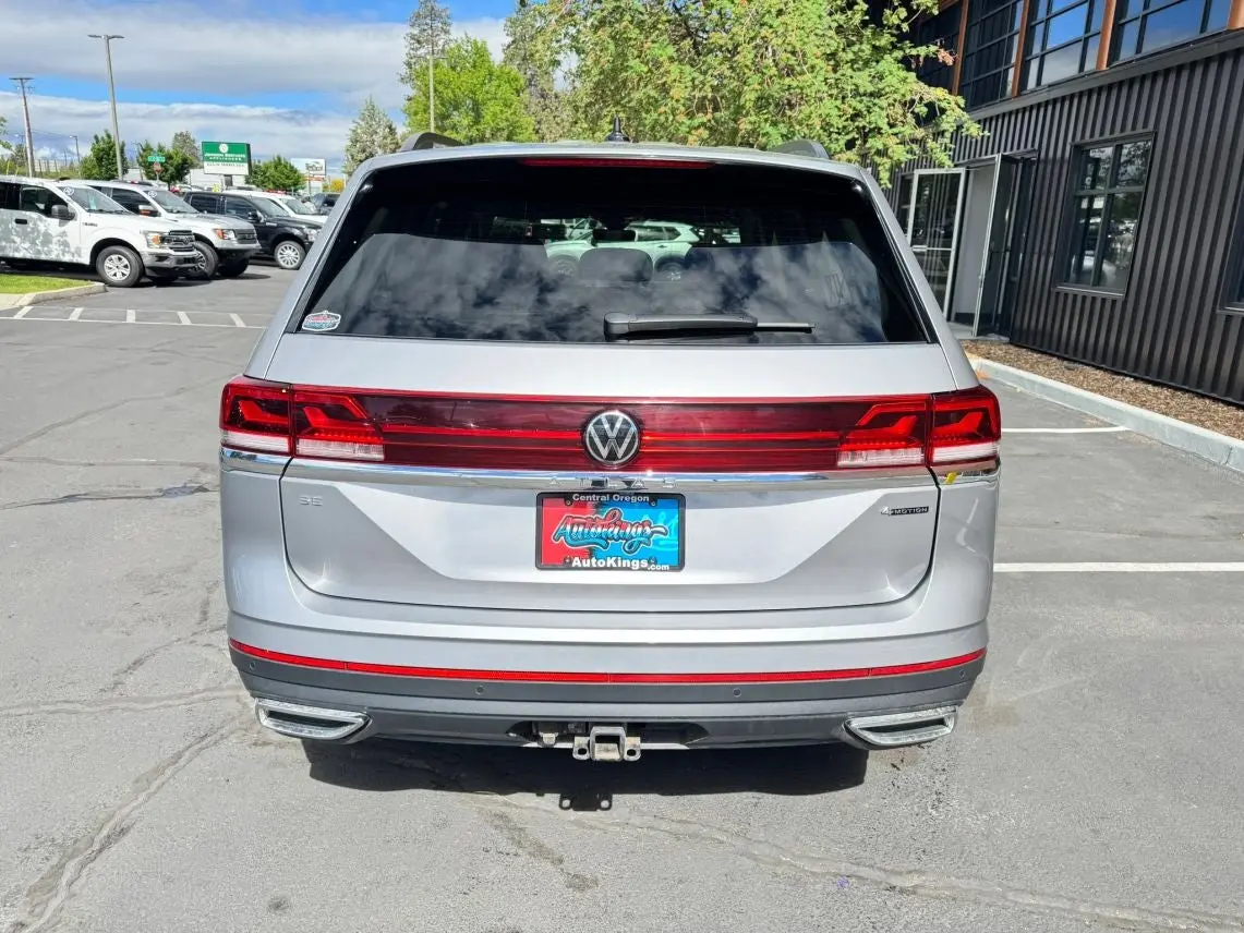 2025 Volkswagen Atlas 2.0T SE w/Tech 4MOTION photo 4