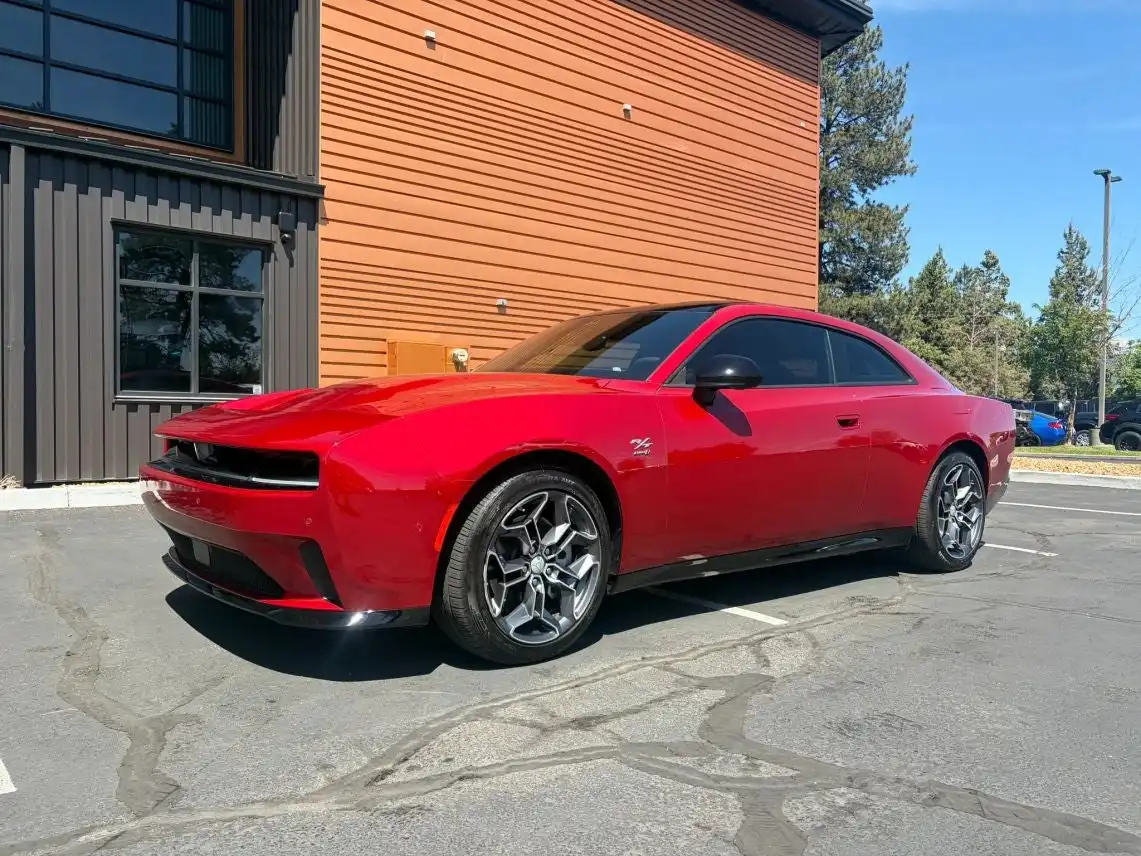2025 Dodge Charger Daytona R/T's photo