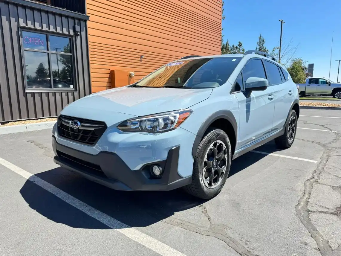 2022 Subaru Crosstrek Premium CVT's photo