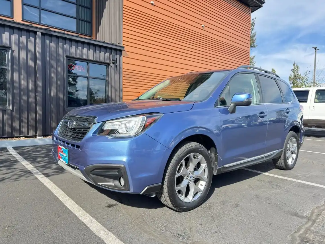 2017 Subaru Forester 2.5i Touring CVT's photo