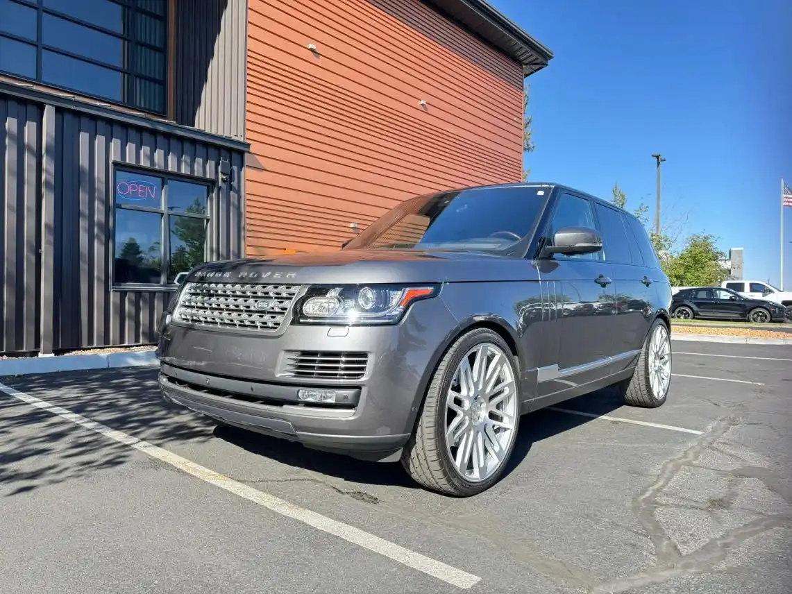 2017 Land Rover Range Rover 3.0 HSE's photo