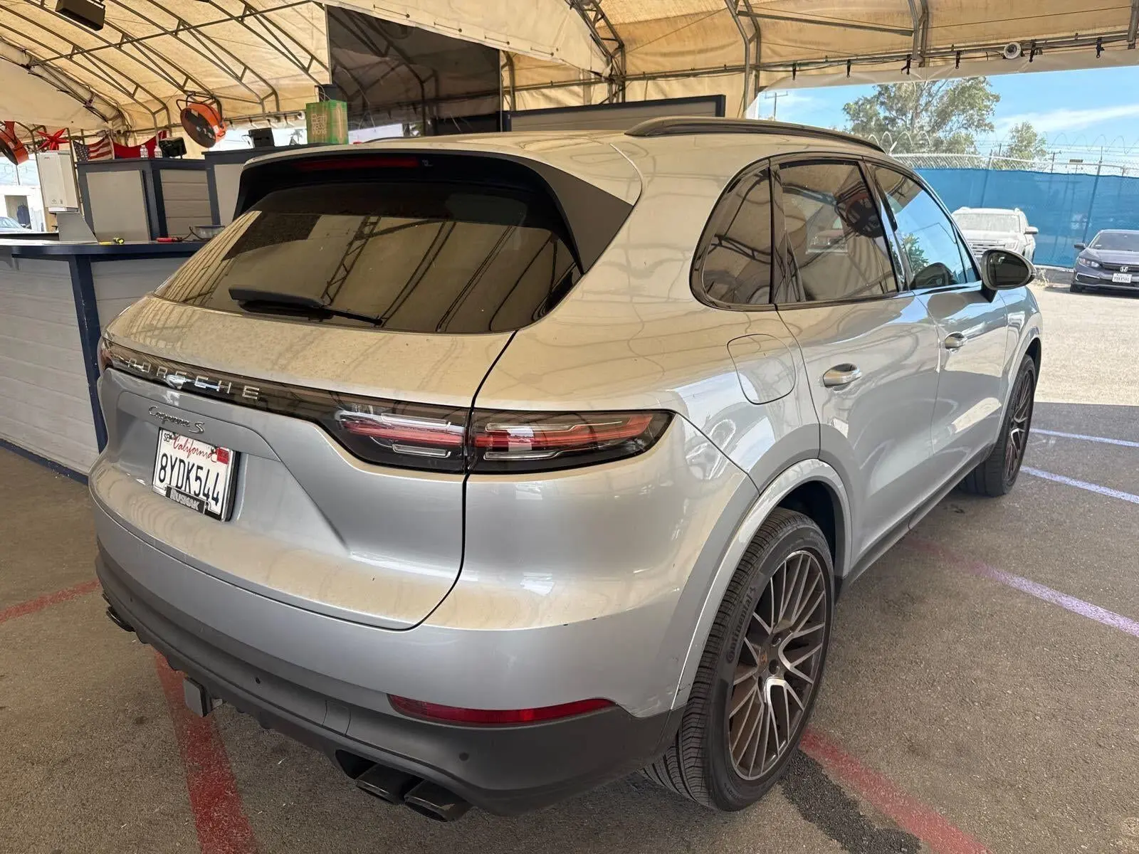 Vehicle Image 2