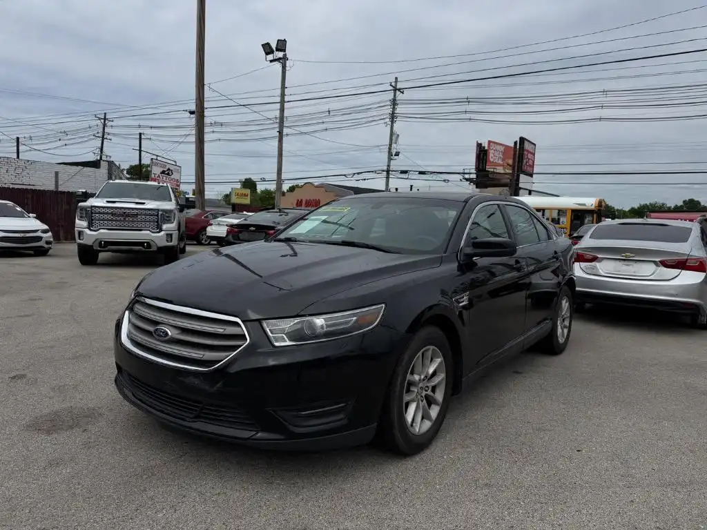 2015 Ford Taurus SEL AWD's photo