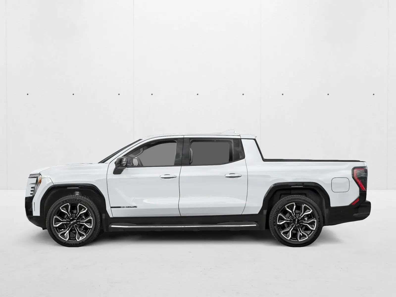2026 GMC Sierra AT4 Max Range Crew Cab e4WD photo 3