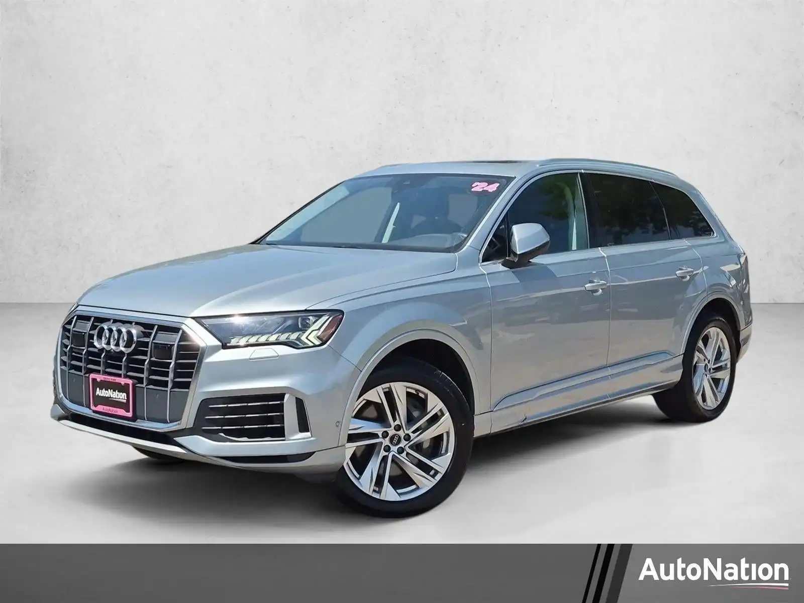 2024 Audi Q7 55 Premium Plus quattro Tiptronic's photo
