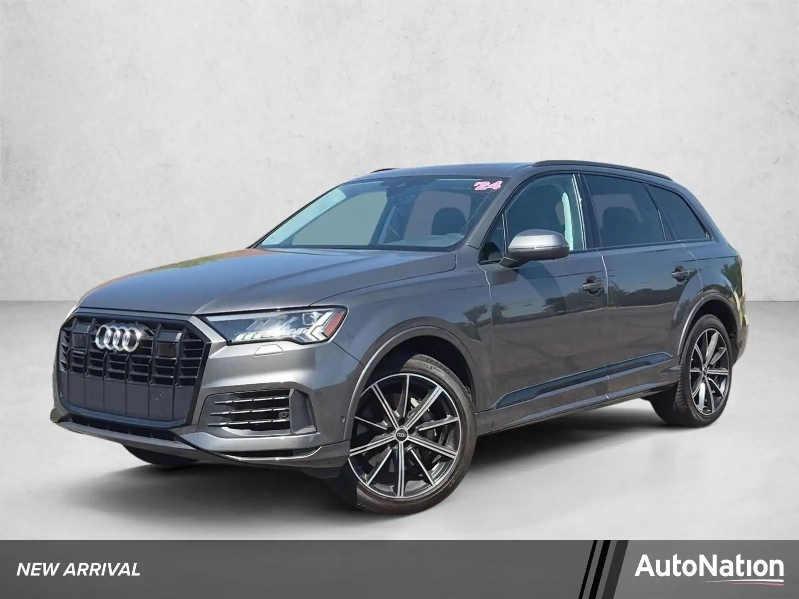 2024 Audi Q7 55 Premium Plus quattro Tiptronic's photo