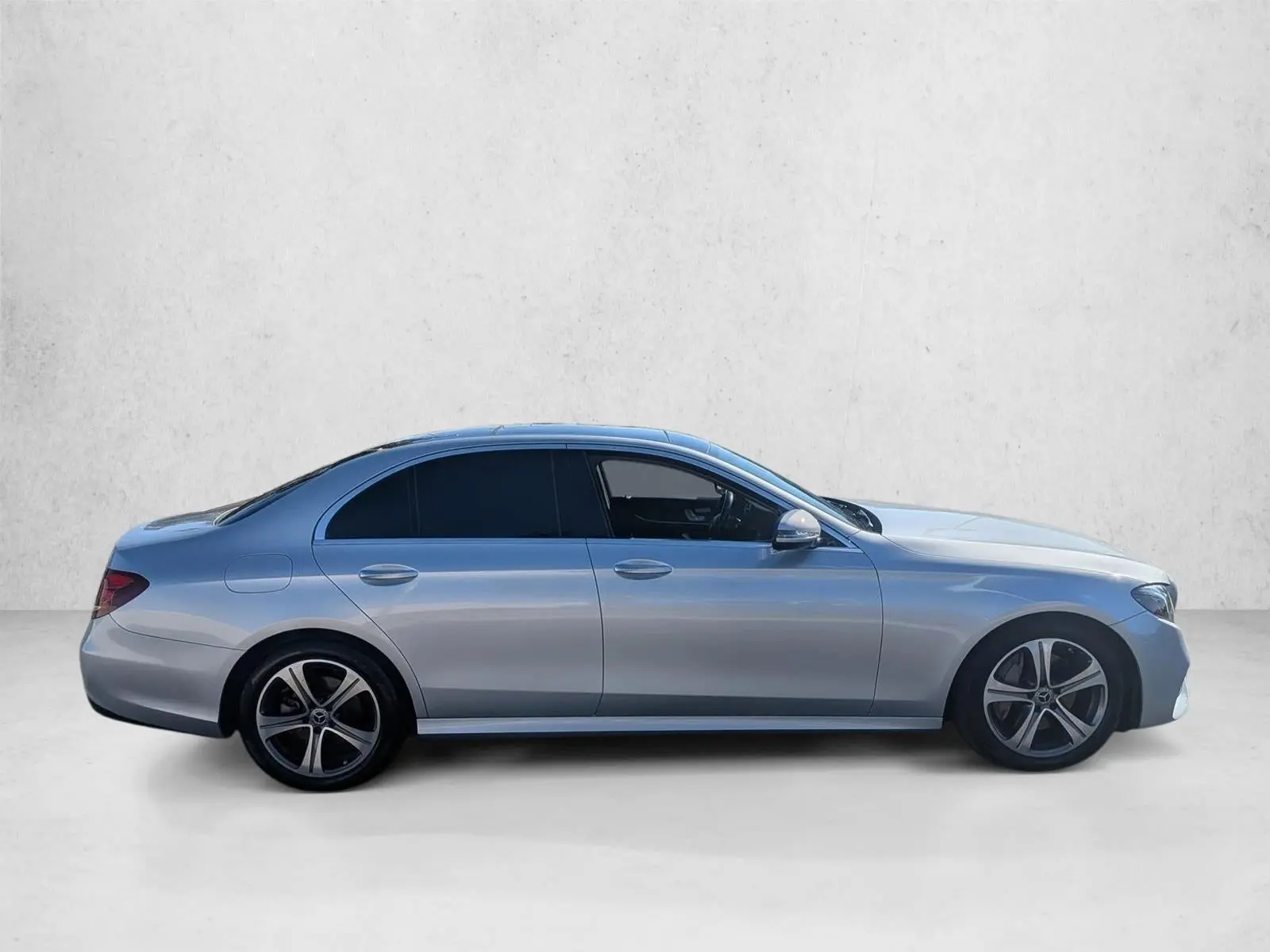 2020 Mercedes-Benz E-Class E350 photo 4