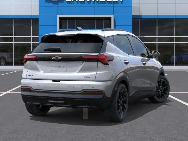 2027 Chevrolet Bolt EV RS Auto photo 5
