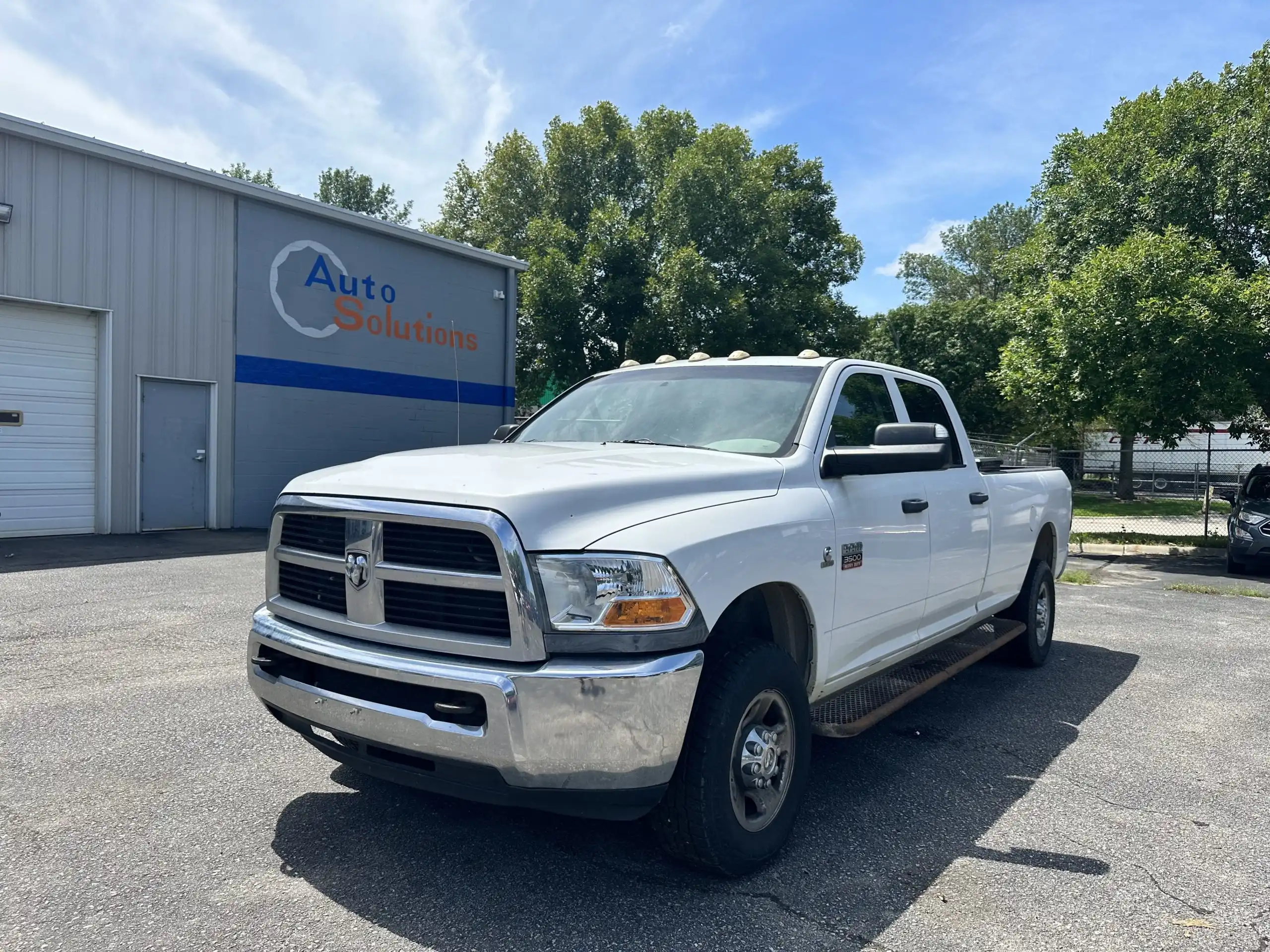 2011 RAM 3500 SLT 4X4 Crew Cab SWB's photo