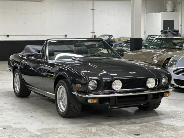 1989 Aston Martin V8's photo