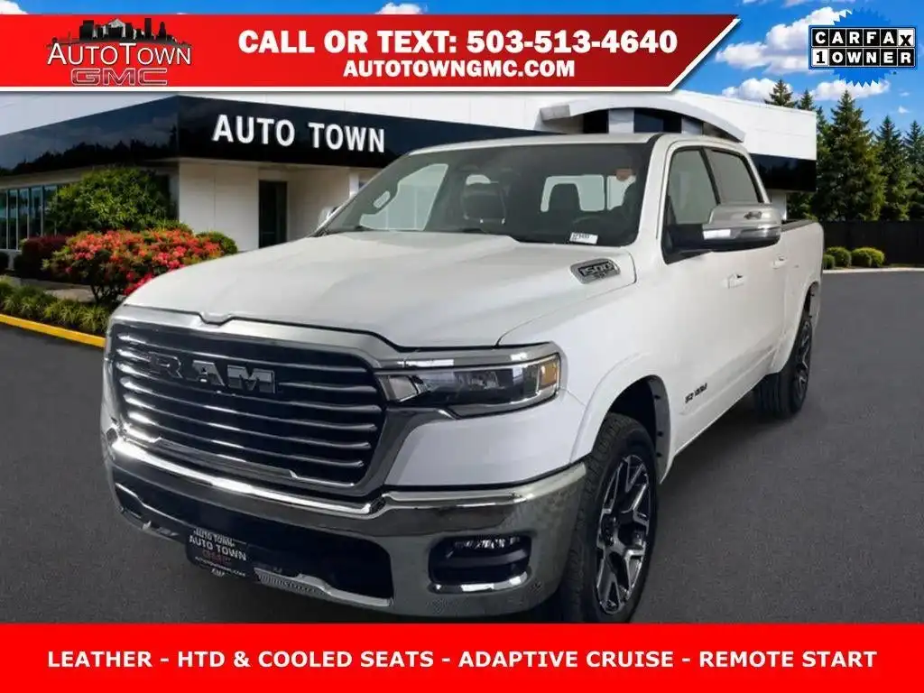 2025 RAM 1500 Laramie 4x4 Crew Cab 5'7's photo