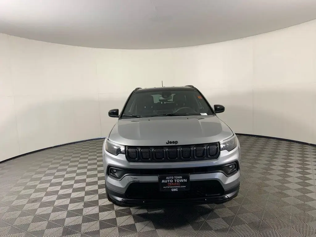 2022 Jeep Compass Altitude 4X4 photo 4