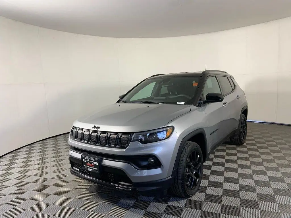 2022 Jeep Compass Altitude 4X4 photo 5
