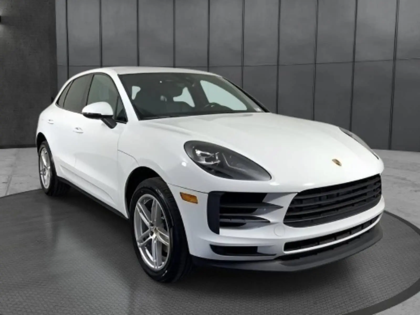 2019 Porsche Macan Base photo 5