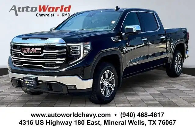 2025 GMC Sierra 4WD Crew Cab Short Box SLT's photo