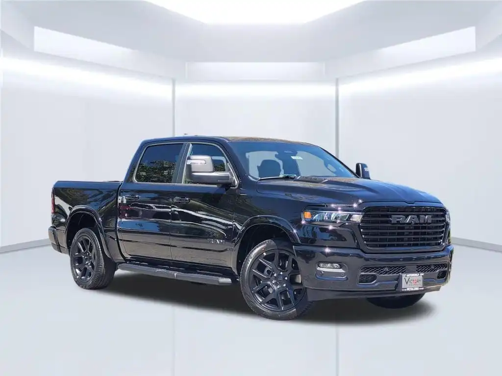 2026 RAM 1500 Laramie 4x4 Crew Cab 5'7's photo