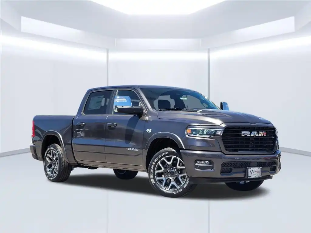 2026 RAM 1500 Laramie 4x4 Crew Cab 5'7's photo