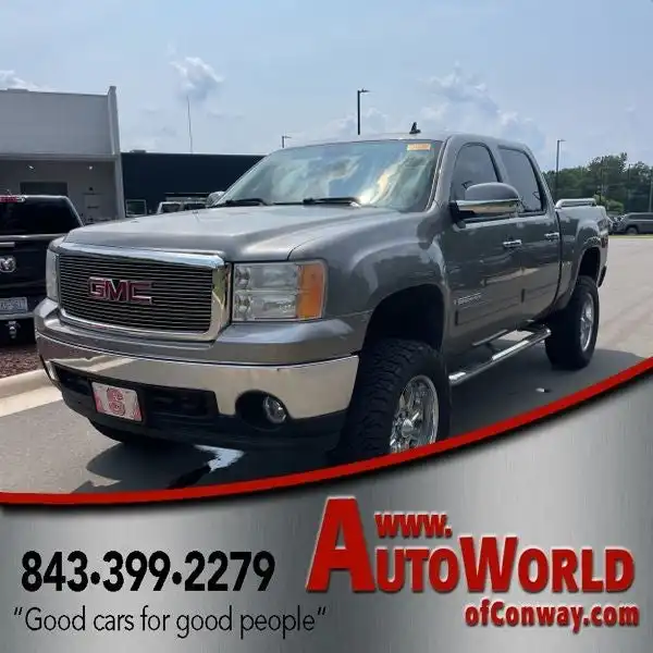 2007 GMC Sierra 4WD Crew Cab SLT SWB's photo
