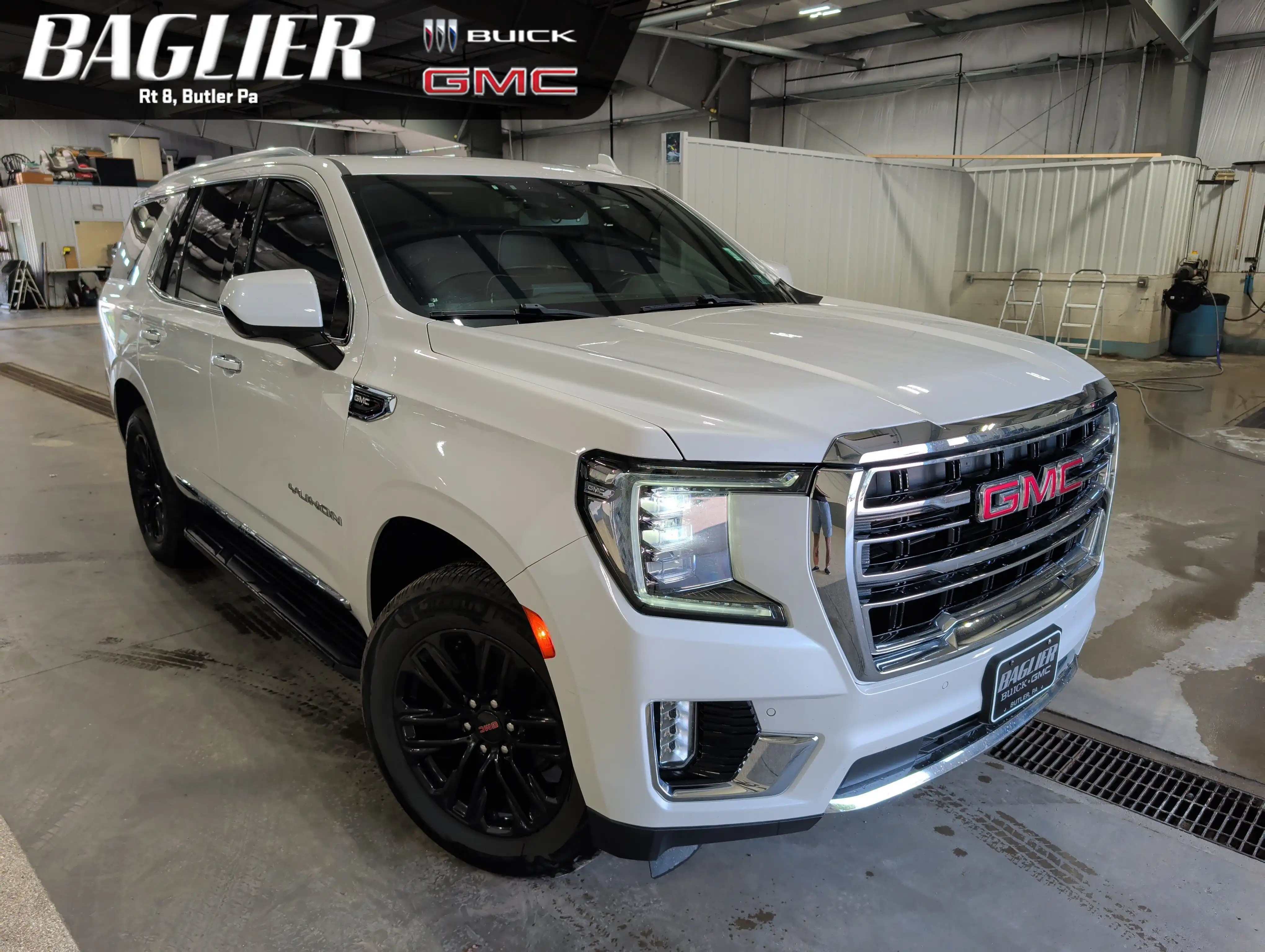 2021 GMC Yukon SLT 4X4's photo