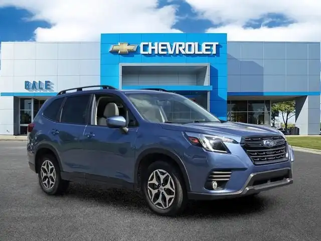 2023 Subaru Forester Premium's photo