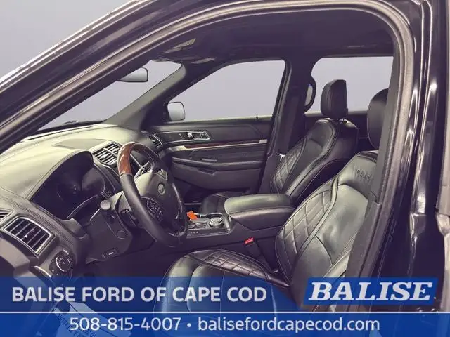 2018 Ford Explorer Platinum 4WD photo 1