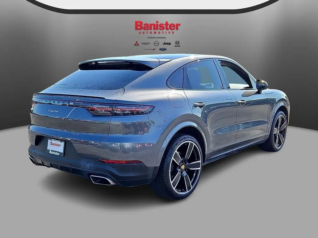 2021 Porsche Cayenne Base photo 4