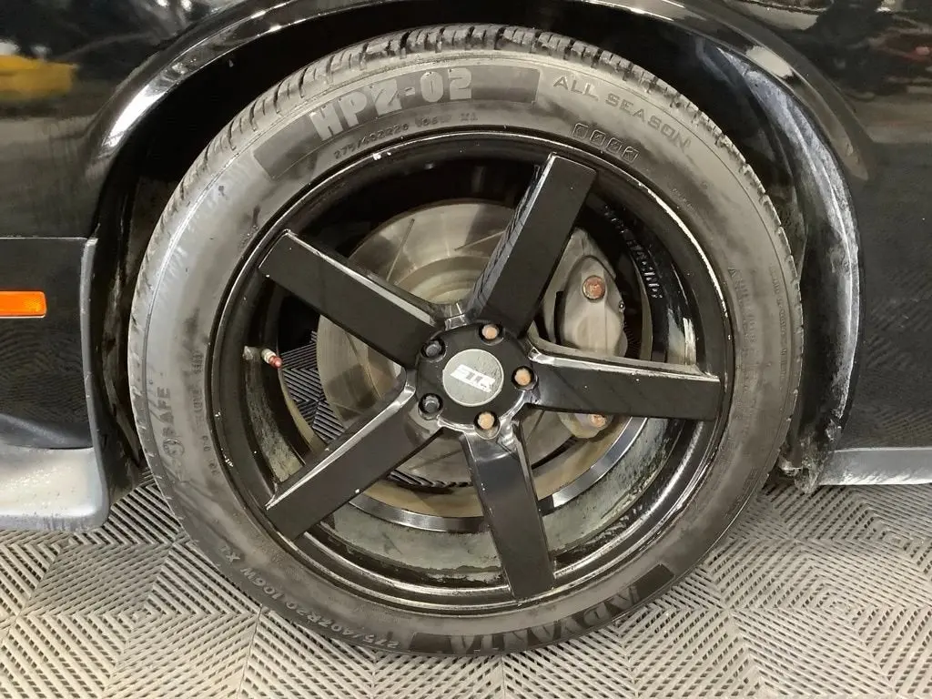 2016 Dodge Challenger Scat Pack photo 3