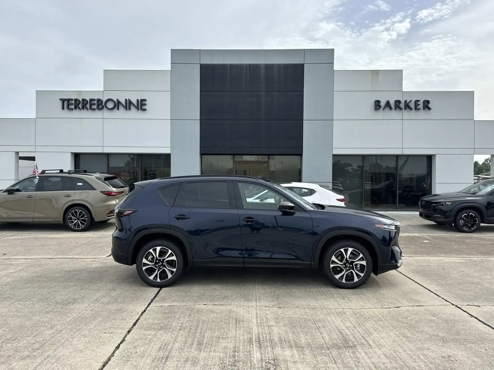 2026 Mazda CX-5 S Preferred Auto AWD's photo