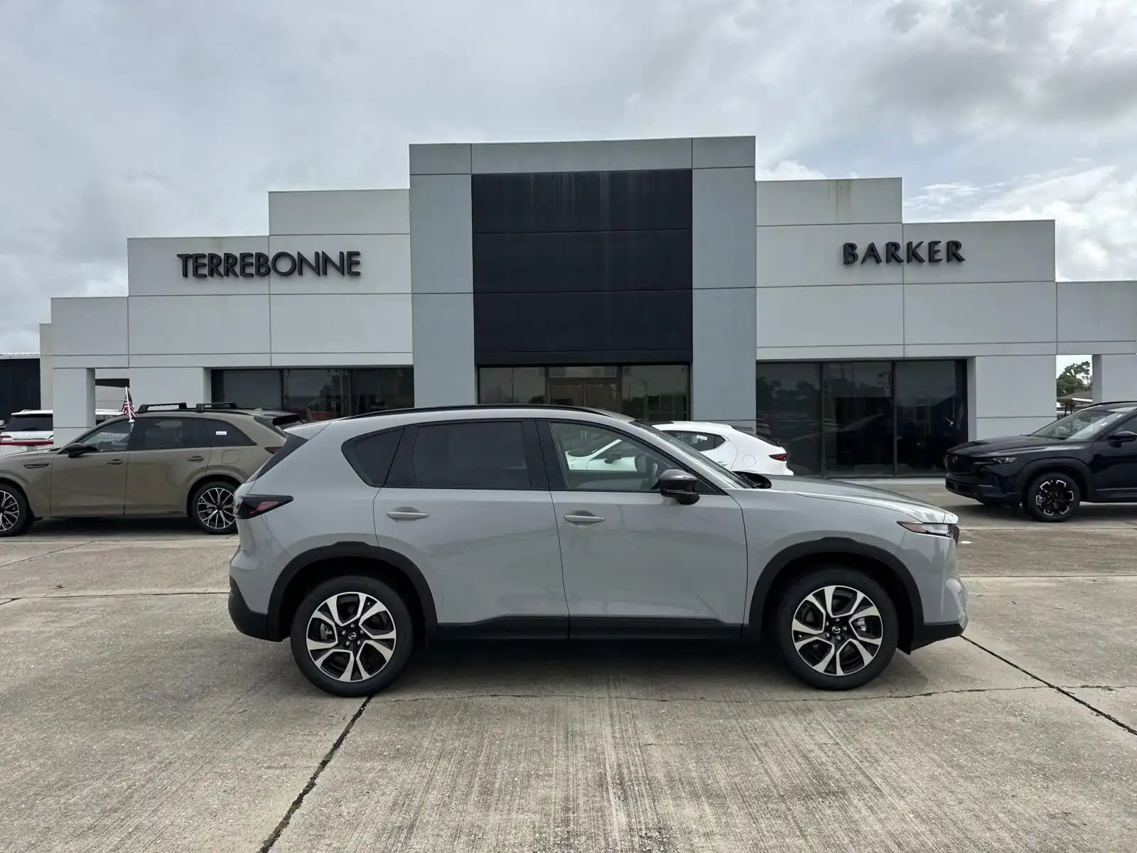 2026 Mazda CX-5 S Preferred Auto AWD's photo