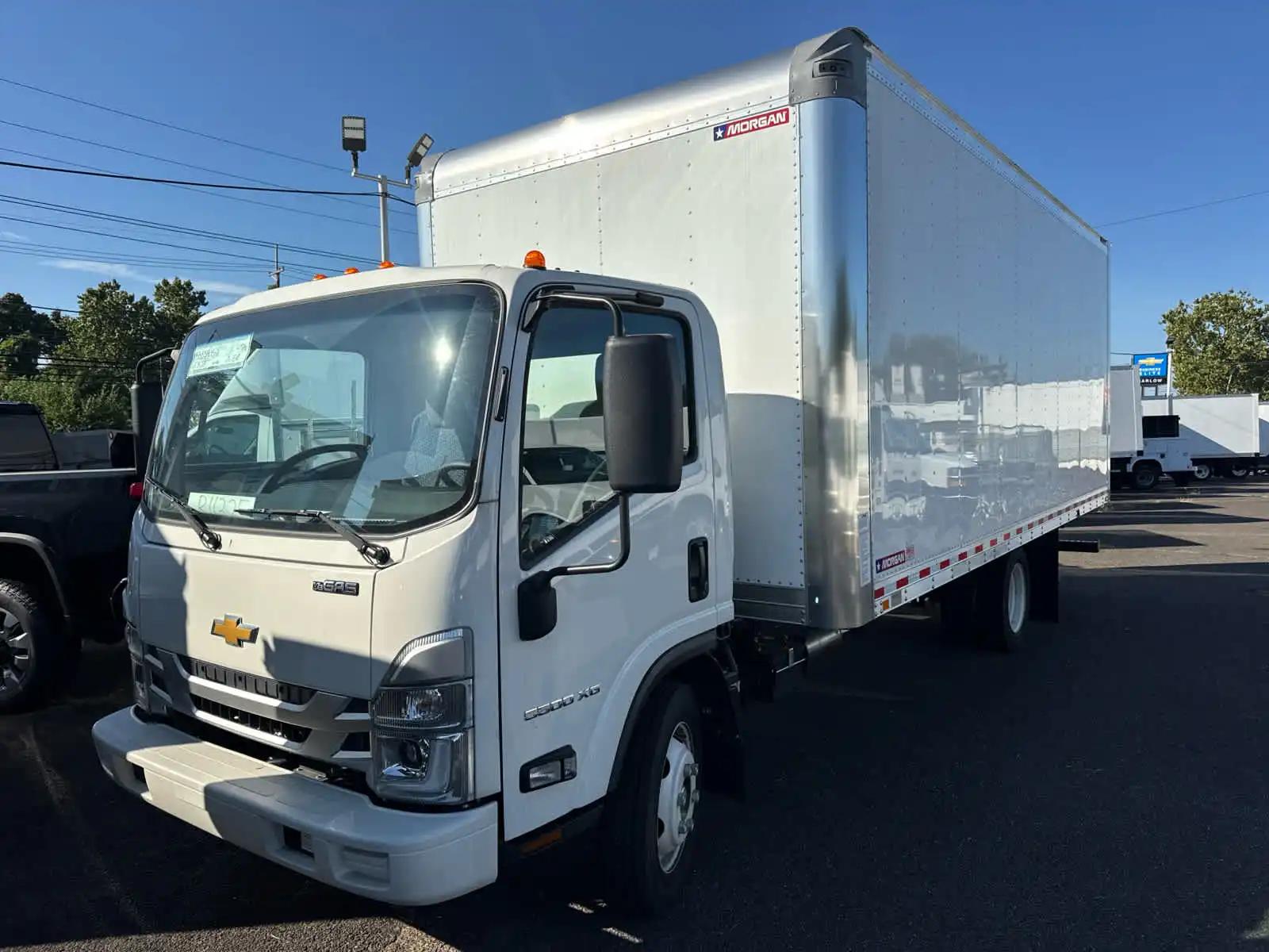 2025 Chevrolet Low Cab Forward 1WT 5500 XG's photo