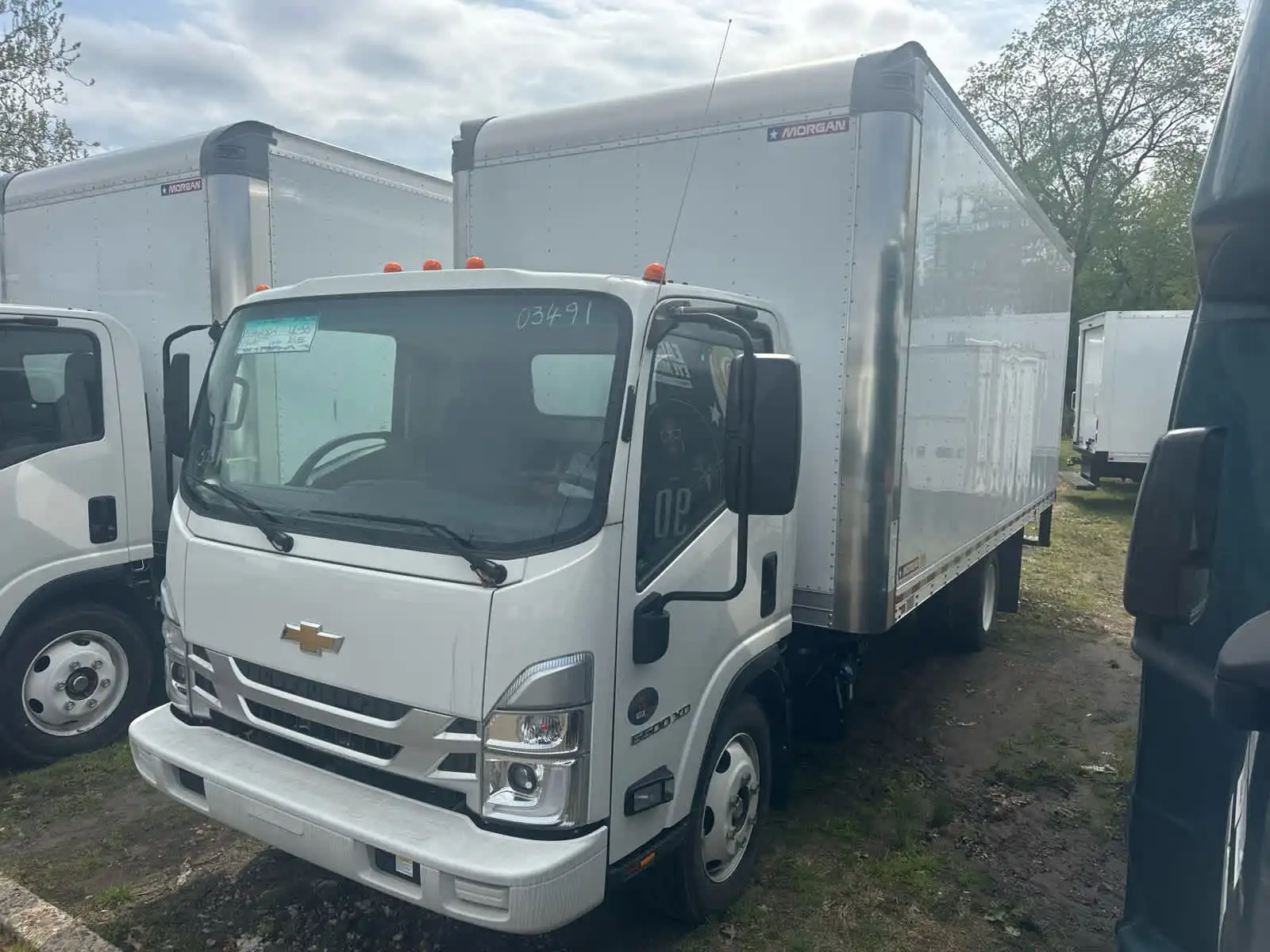 2024 Chevrolet Low Cab Forward's photo
