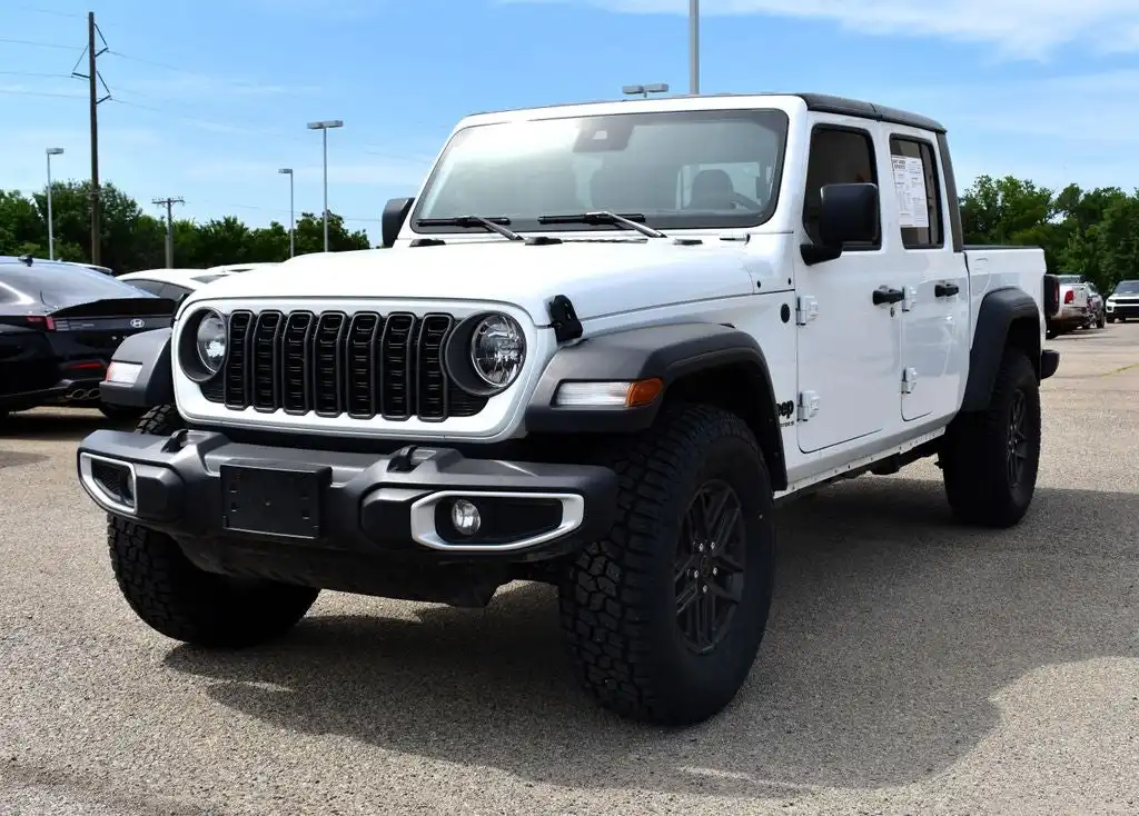 2025 Jeep Gladiator Sport S Auto's photo