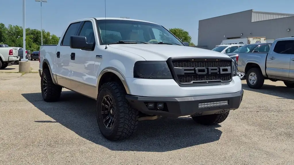 2004 Ford F-150 Lariat SuperCrew's photo