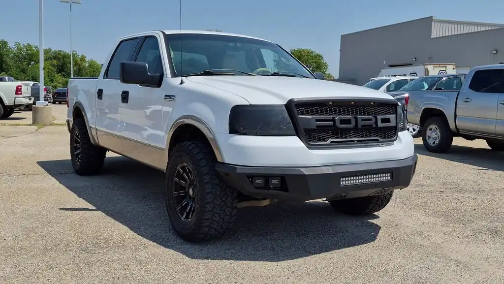 2004 Ford F-150 Lariat SuperCrew's photo