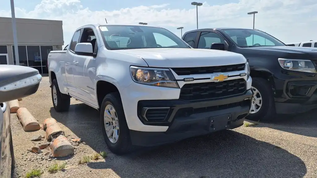2022 Chevrolet Colorado 4WD LT Extended Cab's photo
