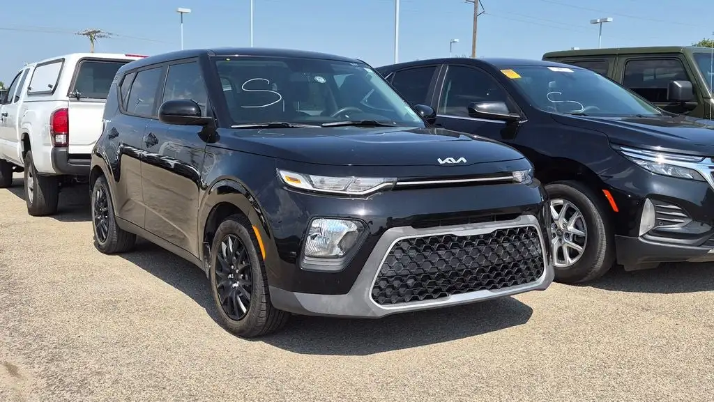 2022 Kia Soul 2.0L LX IVT's photo